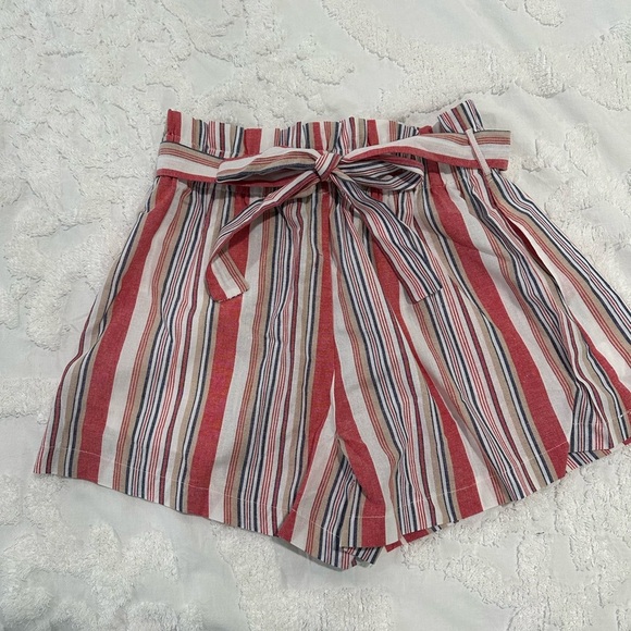 Boho Striped Tie Waist Shorts for Women - Perfect for Spring and Summer Fashion - Picture 4 of 6